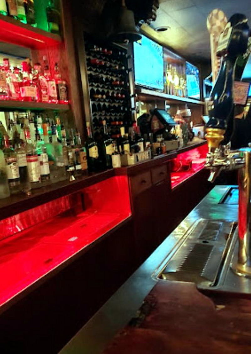 Fenton Hotel Tavern & Grille (The Vermont House) - Interior Shot From Web Listing (newer photo)